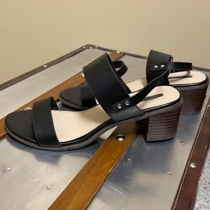 Luna Sandals